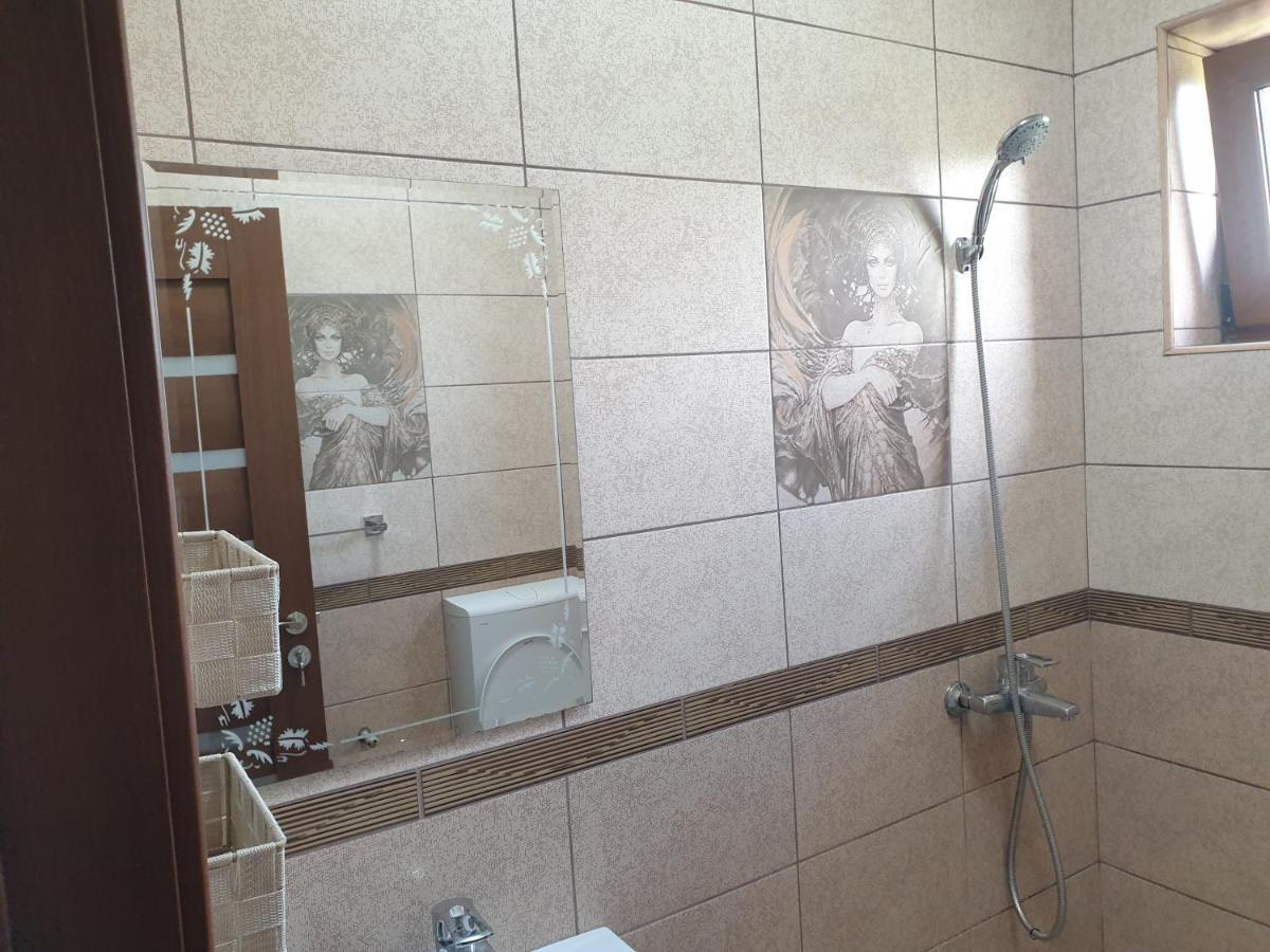 דירות Casa Adrian Două Mai חדר תמונה