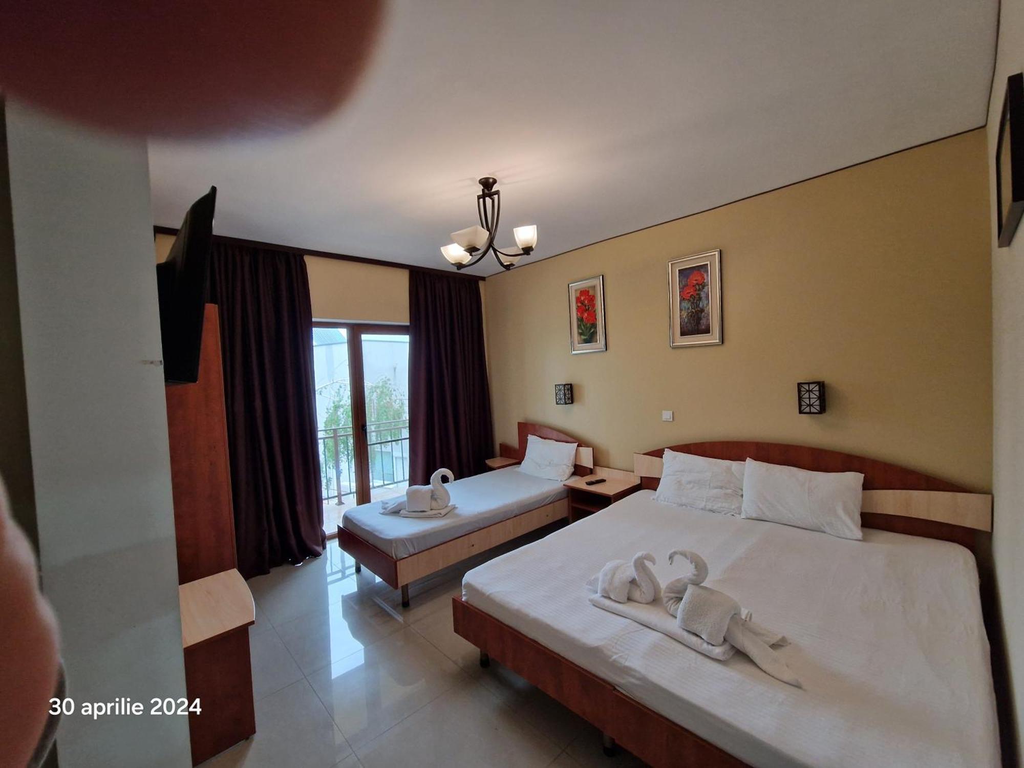 דירות Casa Adrian Două Mai חדר תמונה