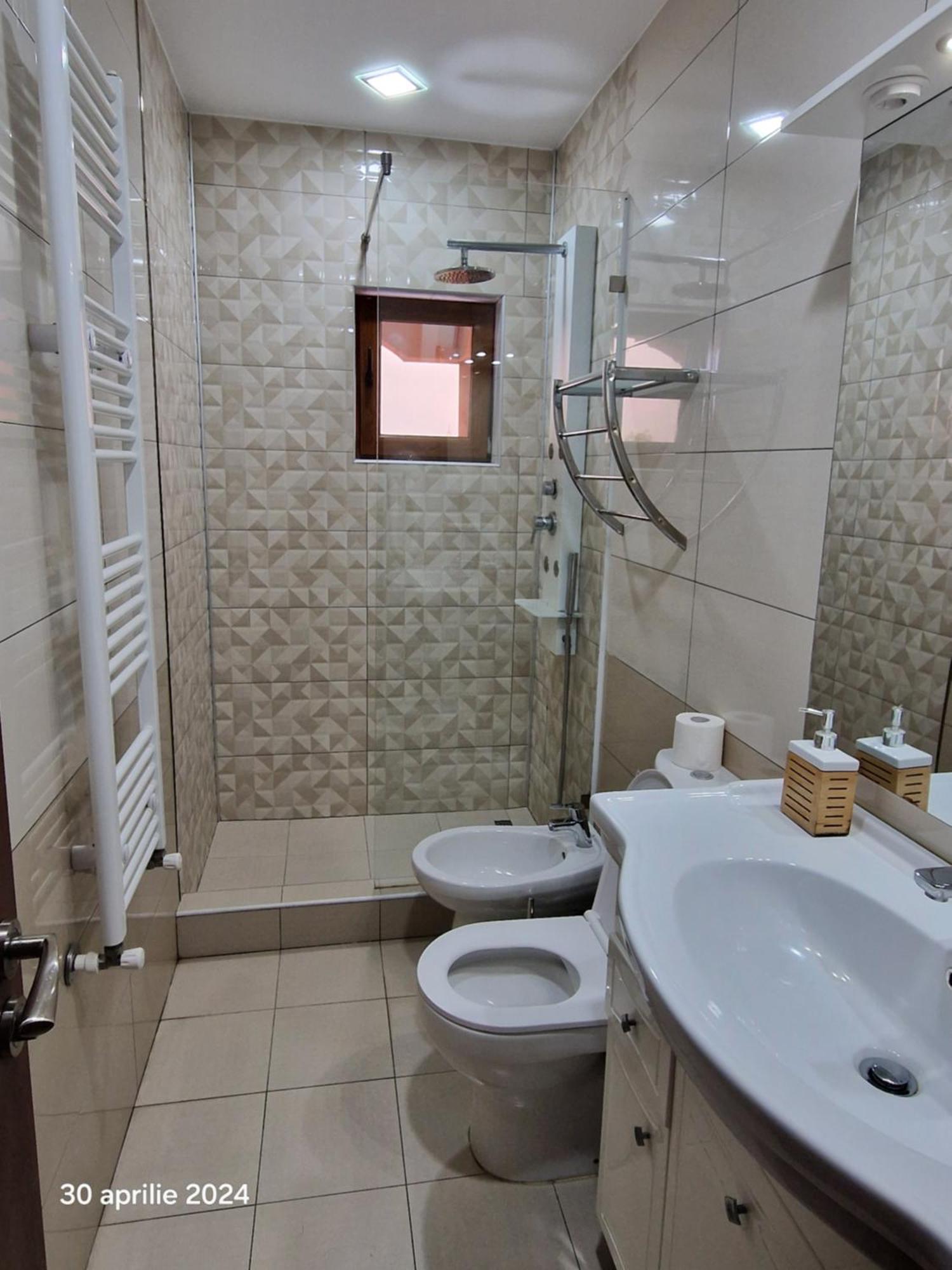 דירות Casa Adrian Două Mai חדר תמונה